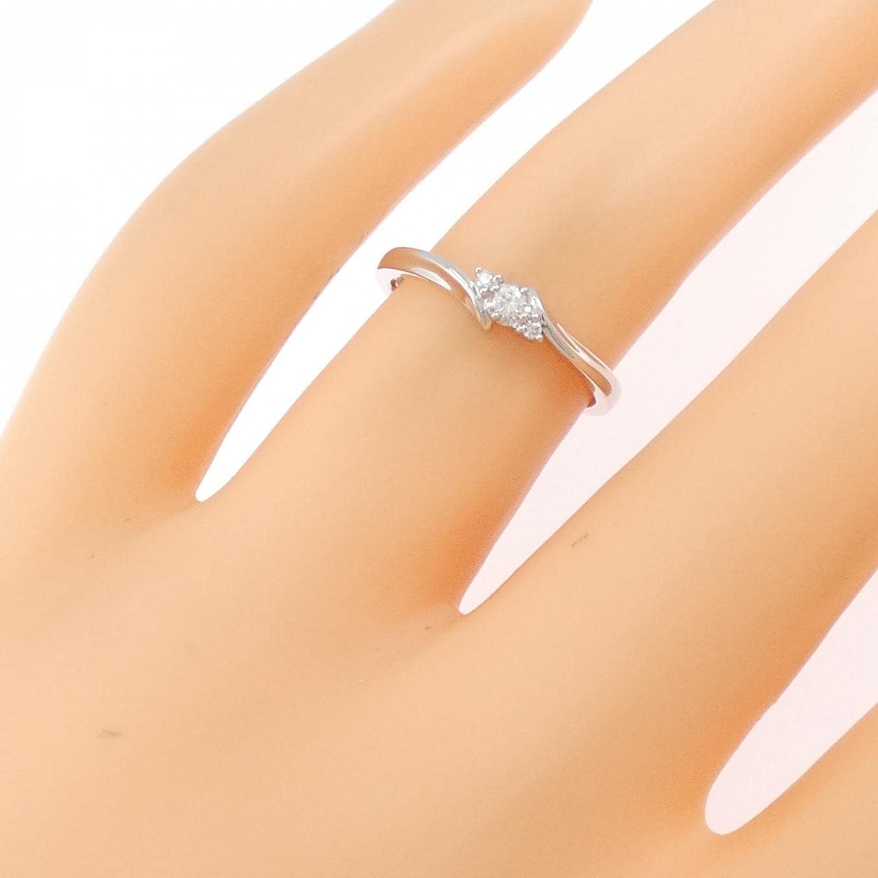 4゜C ダイヤモンド リング