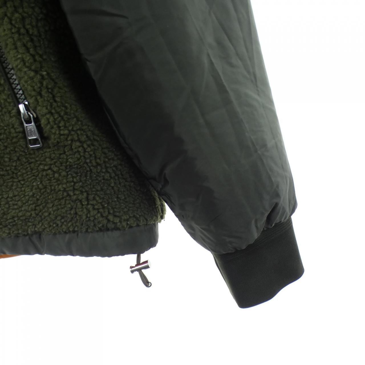 モンクレール MONCLER VALLORCH ダウンジャケット