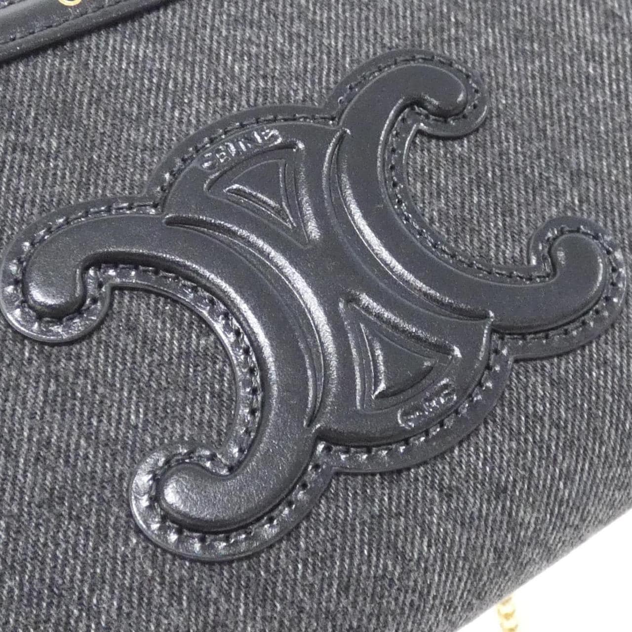 セリーヌ チェーン クラッチ キュイル トリオンフ 10E382GV3 ショルダーバッグ