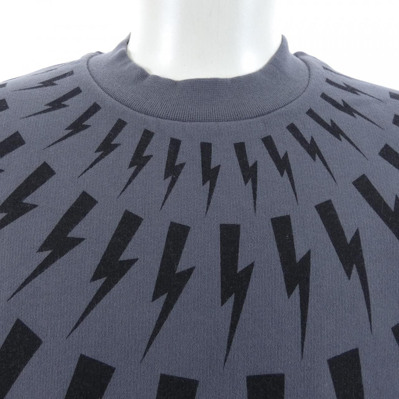 ニールバレット Neil Barrett NBV7JS010S スウェット