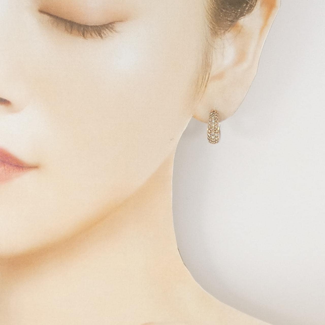 ジーエスティービー ダイヤモンド ピアス 0.90CT