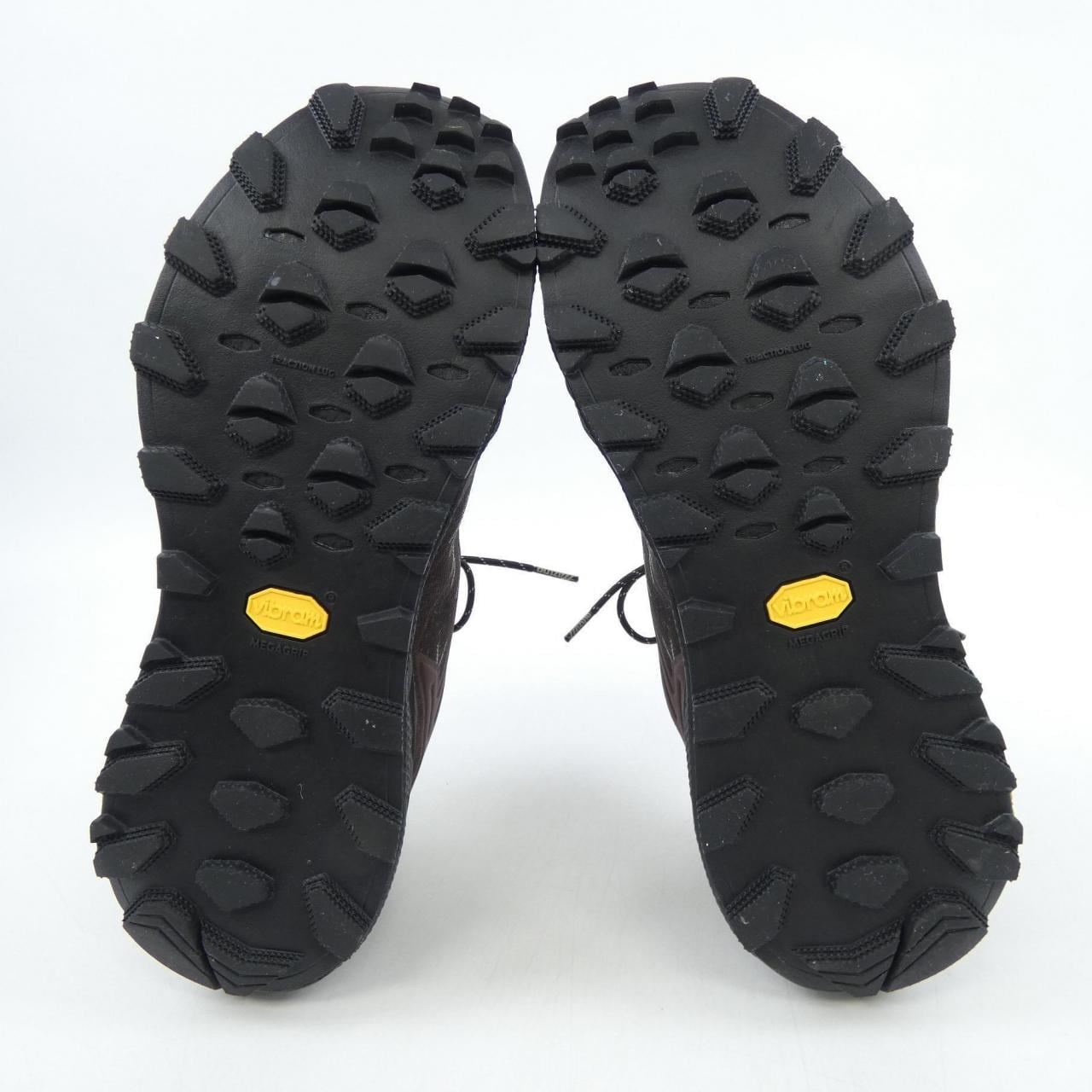 ミズノ MIZUNO D1GA250104 スニーカー