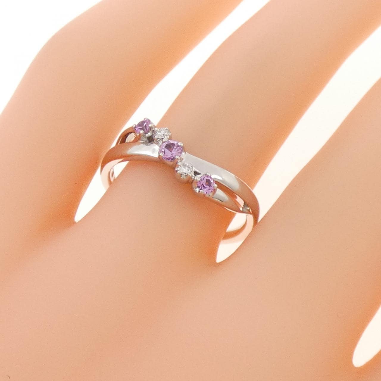 4゜C 合成サファイヤ リング