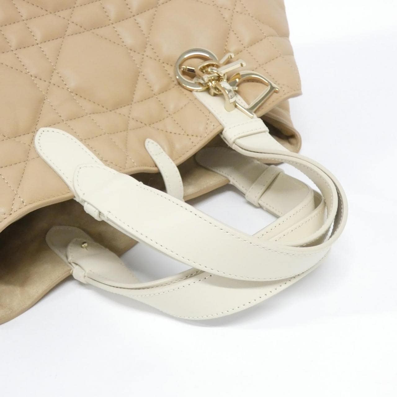 クリスチャンディオール ディオール トゥジュール ミディアム M2821OSIY バッグ