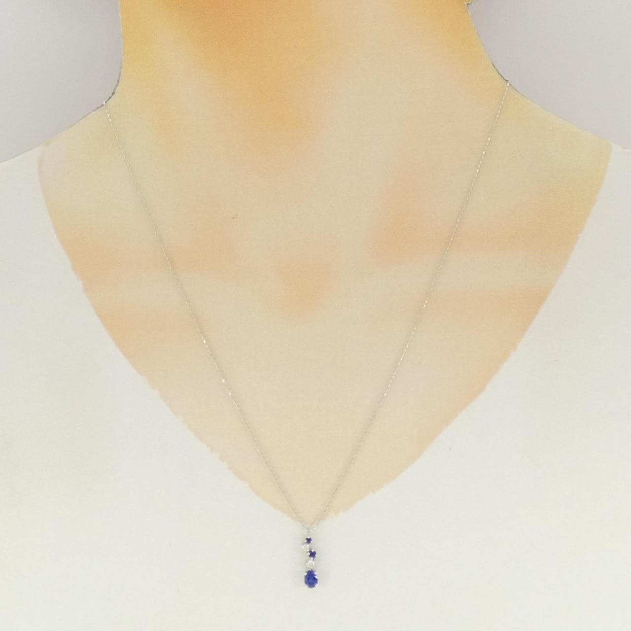 K18WG サファイヤ ネックレス 0.58CT