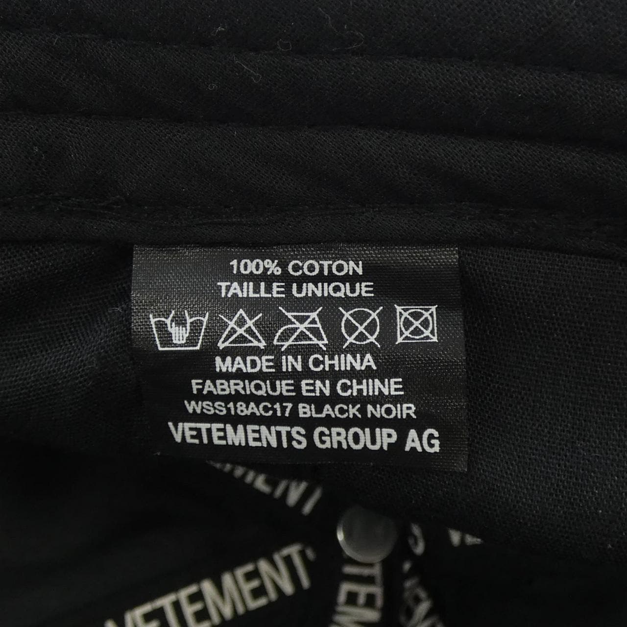 ヴェトモン VETEMENTS キャップ