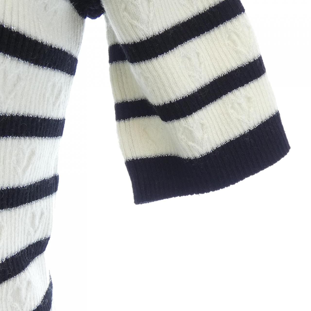 シャネル CHANEL P73505K10567 22B ニット