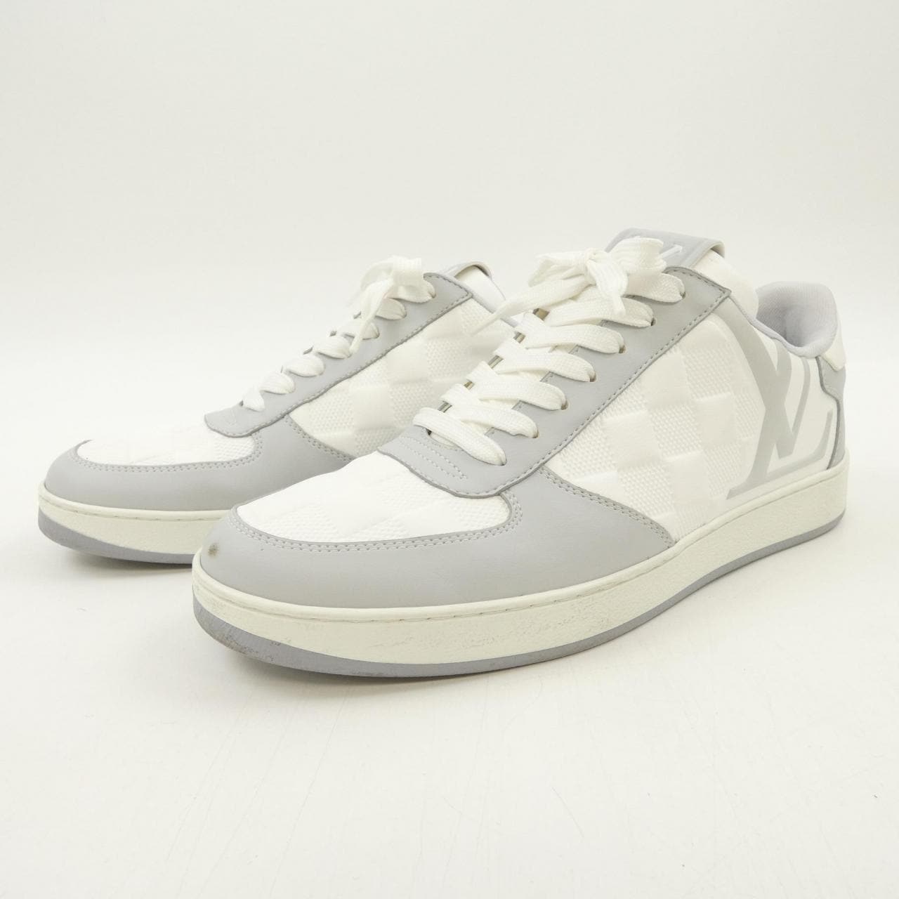 ルイヴィトン LOUIS VUITTON スニーカー