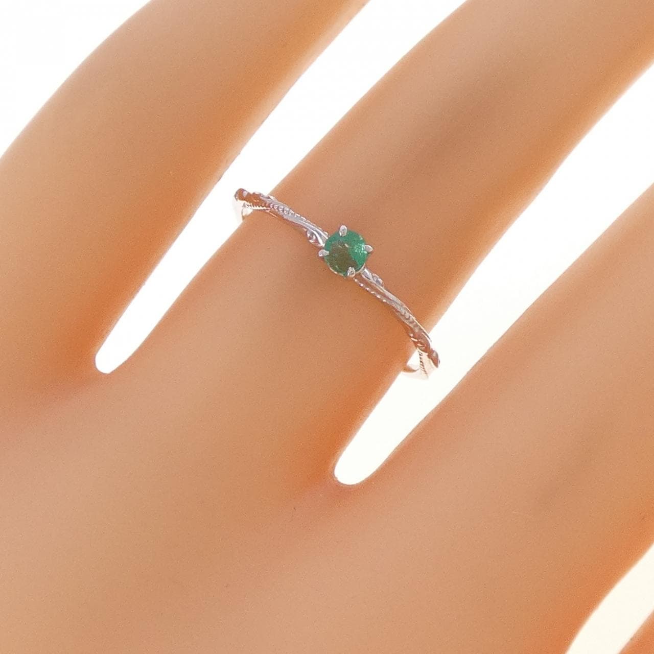 コメ兵｜K10WG エメラルド リング 0.13CT｜ジュエリー｜リング｜【公式
