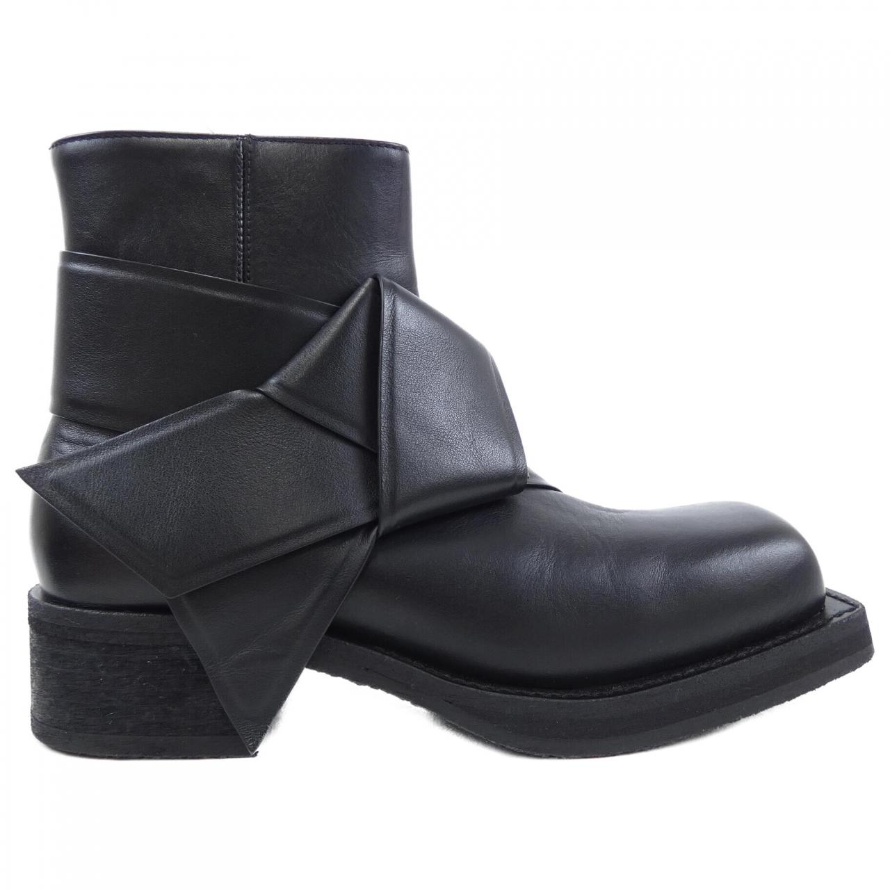 ACNE STUDIOS boots