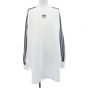 バレンシアガ BALENCIAGA ADIDAS 728789 TNVA6 Tシャツ