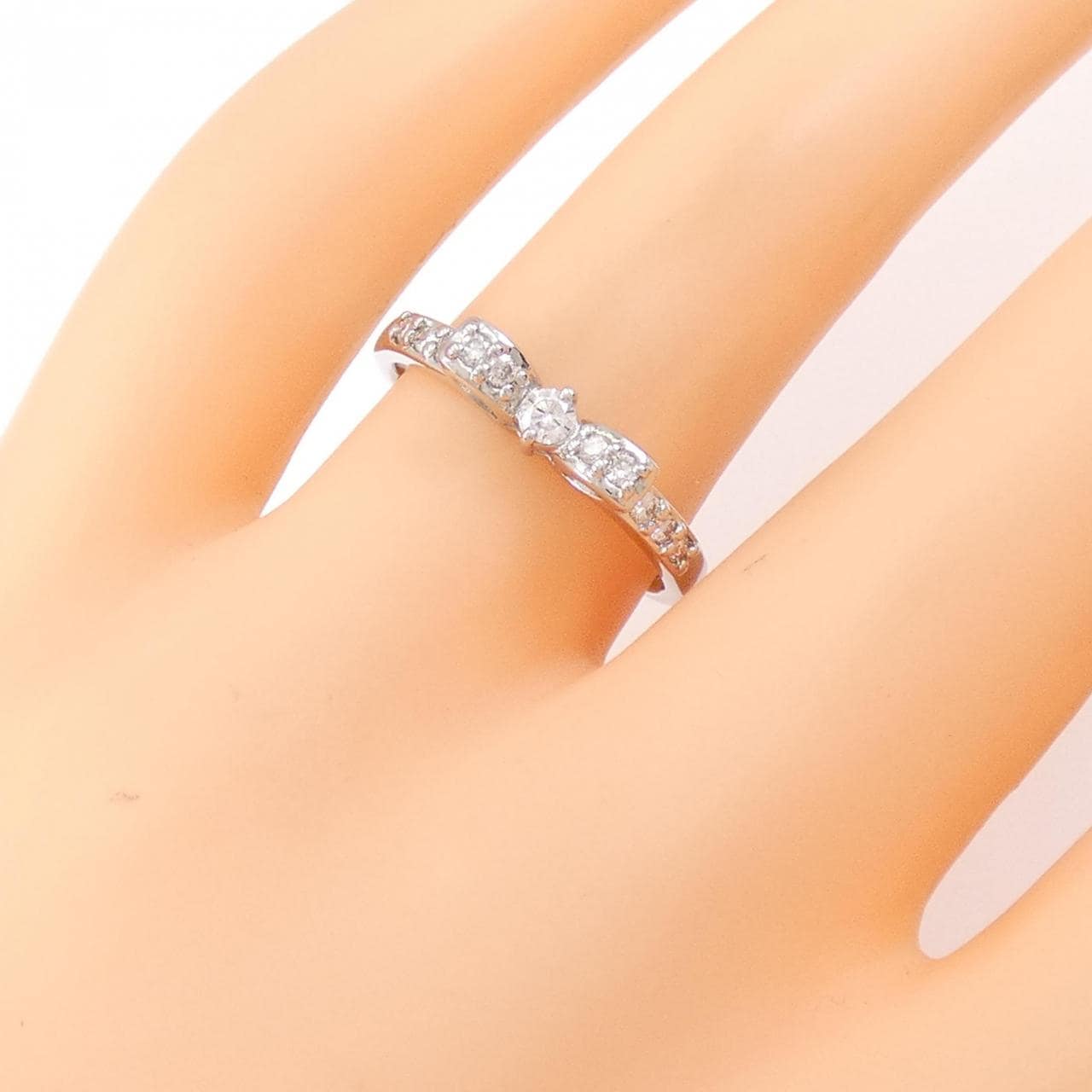 PT ribbon Diamond ring 0.20CT