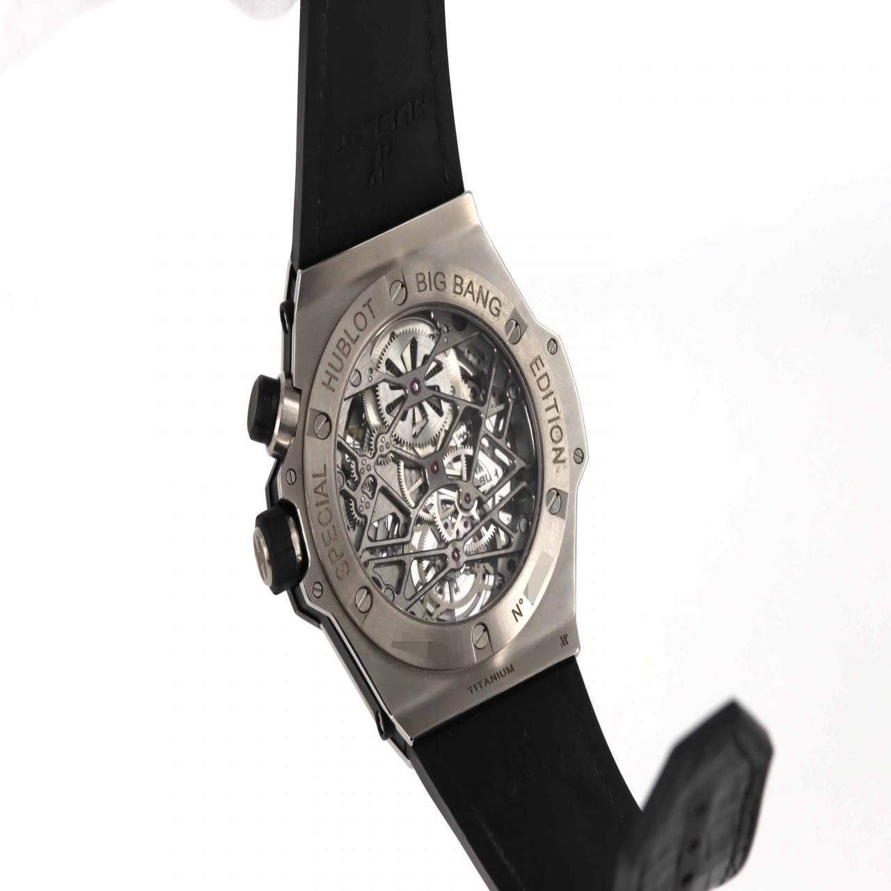 ウブロ ビッグバンウニコクロノグラフトゥールビヨンパワーリザーブ LTD 407.NM.0171.LR.YOS TI 手巻