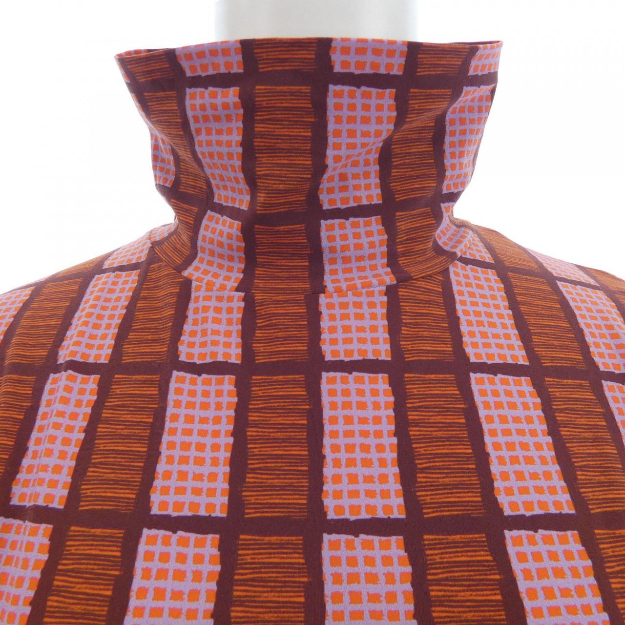 ヘンリックヴィブスコフ HENRIK VIBSKOV トップス