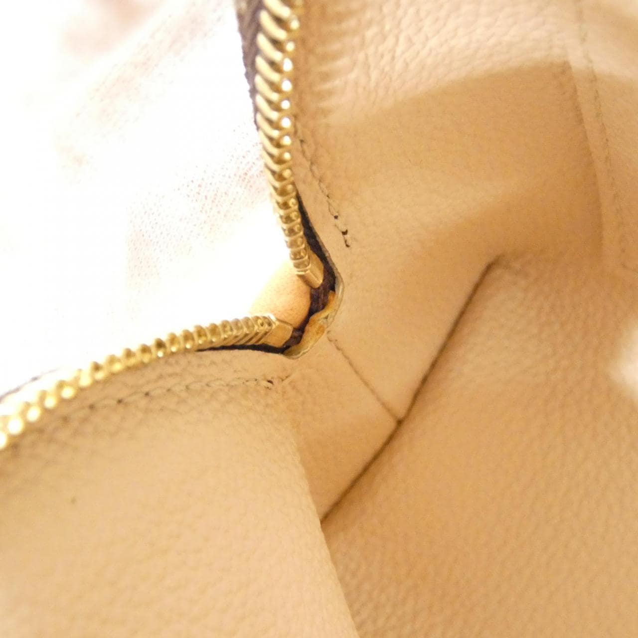 ルイヴィトン モノグラム ポシェット コスメティック PM M47515 ポーチ