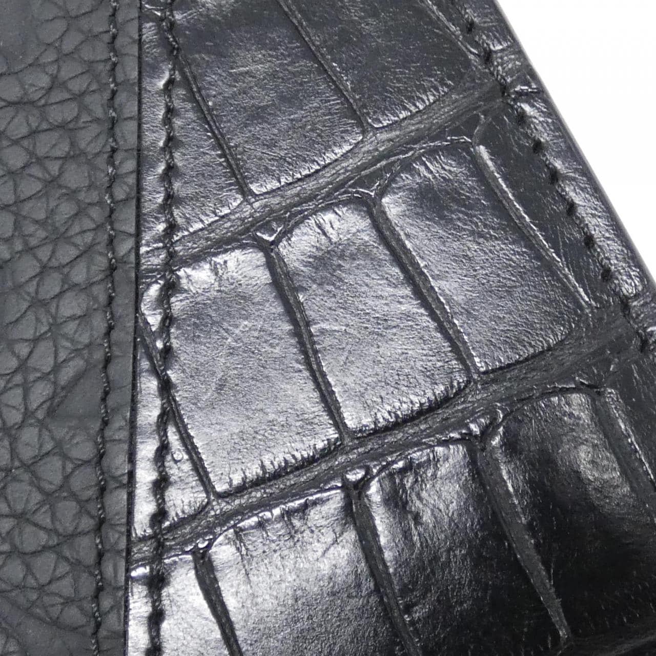 ルイヴィトン エキゾチック レザー ポルトフォイユ ミュルティプル N81875 札入れ