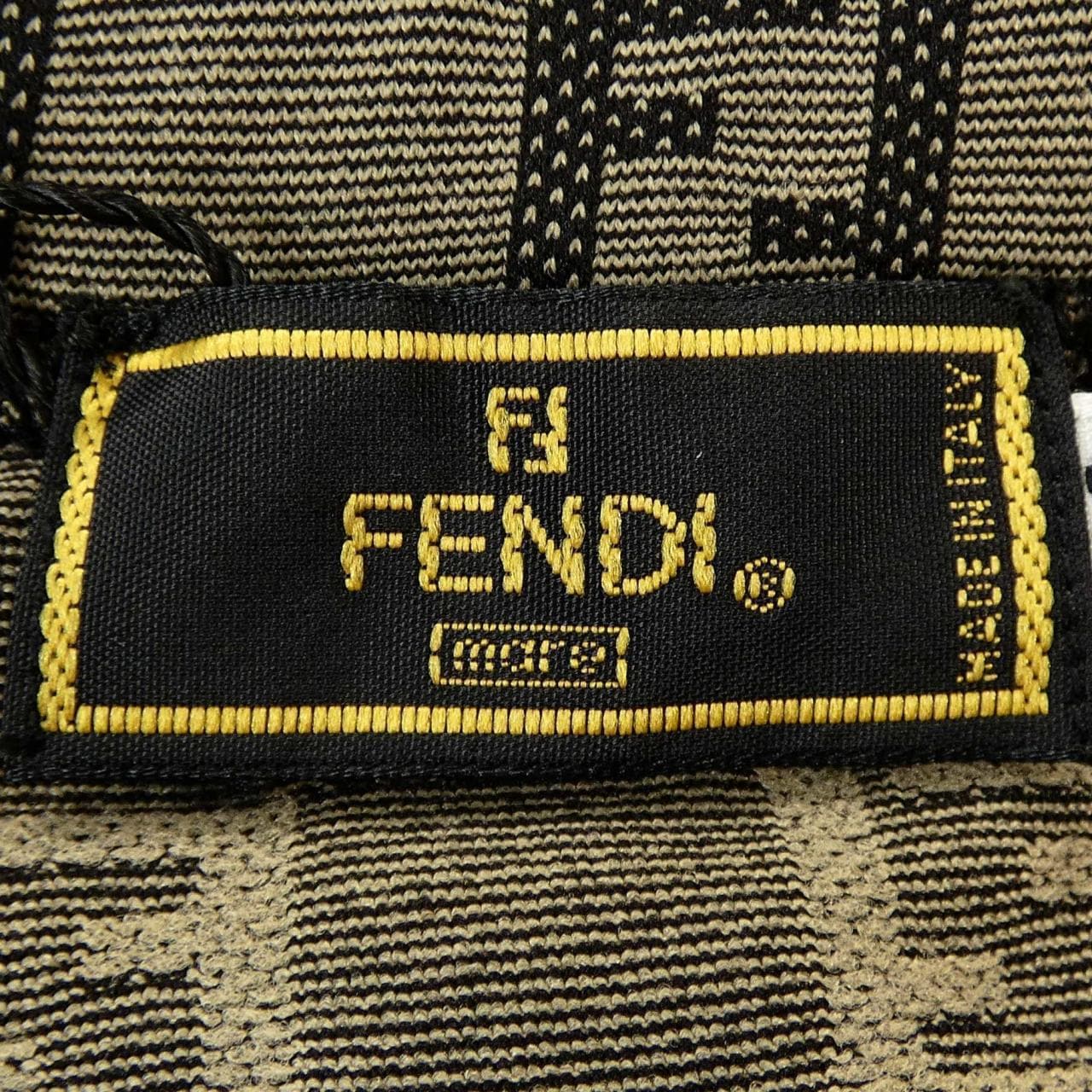 【ヴィンテージ】フェンディ FENDI Tシャツ