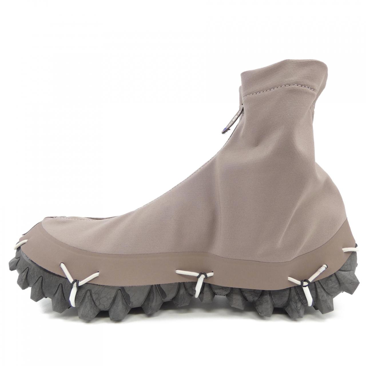 サロモン SALOMON スニーカー