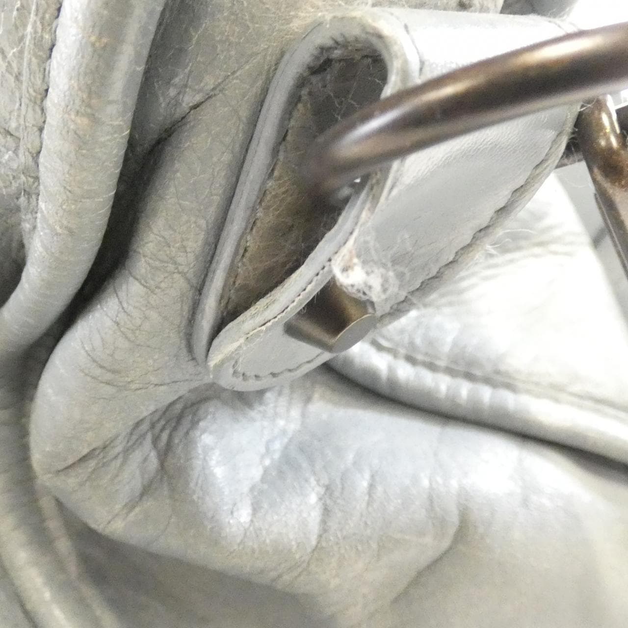 バレンシアガ ザ シティ 115748 D94JT バッグ