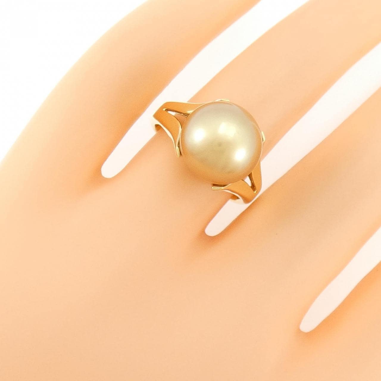 K18YG White Butterfly Pearl ring 11.3mm