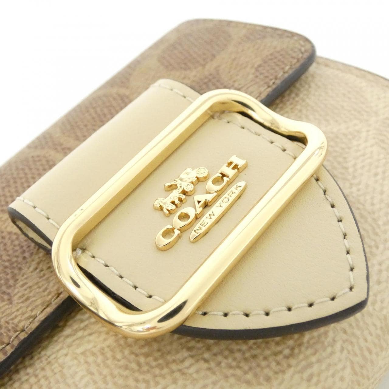 【新品】コーチ CCQ09 財布