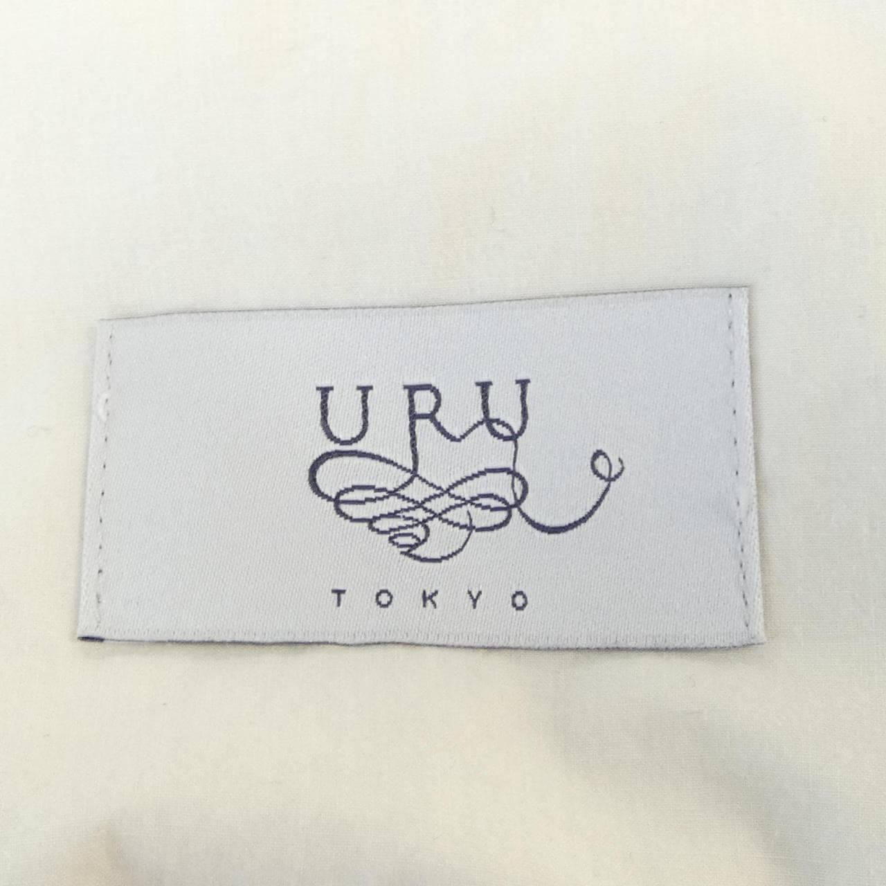 ウル URU ジャケット