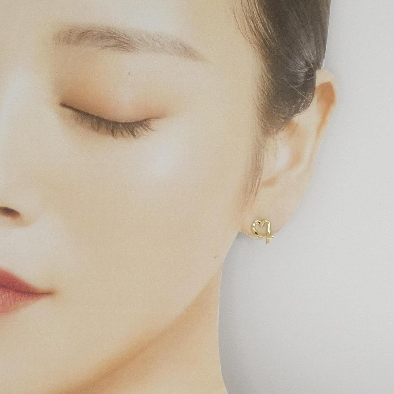 TIFFANY Loving Heart Earrings