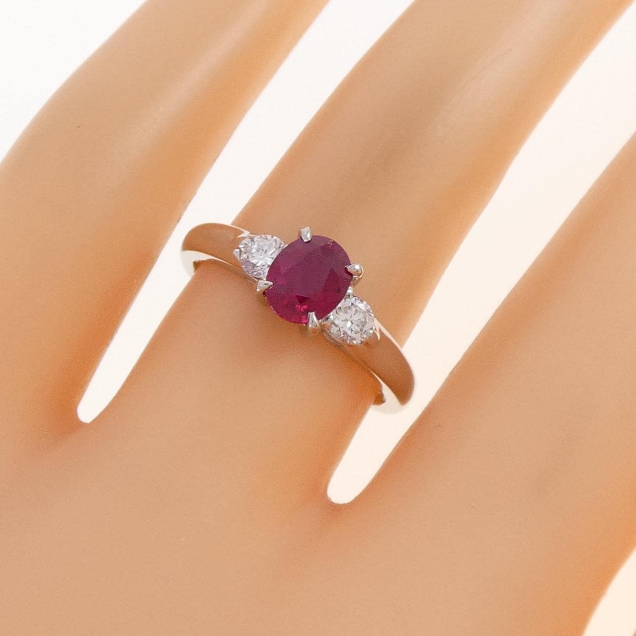 PT900 ルビー リング 0.84CT