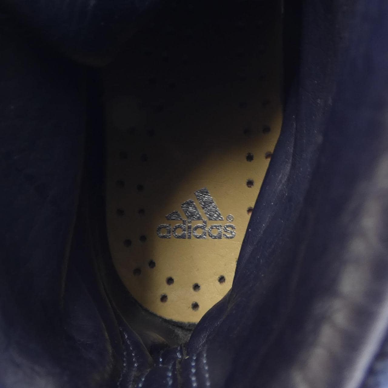 アディダス ADIDAS スニーカー