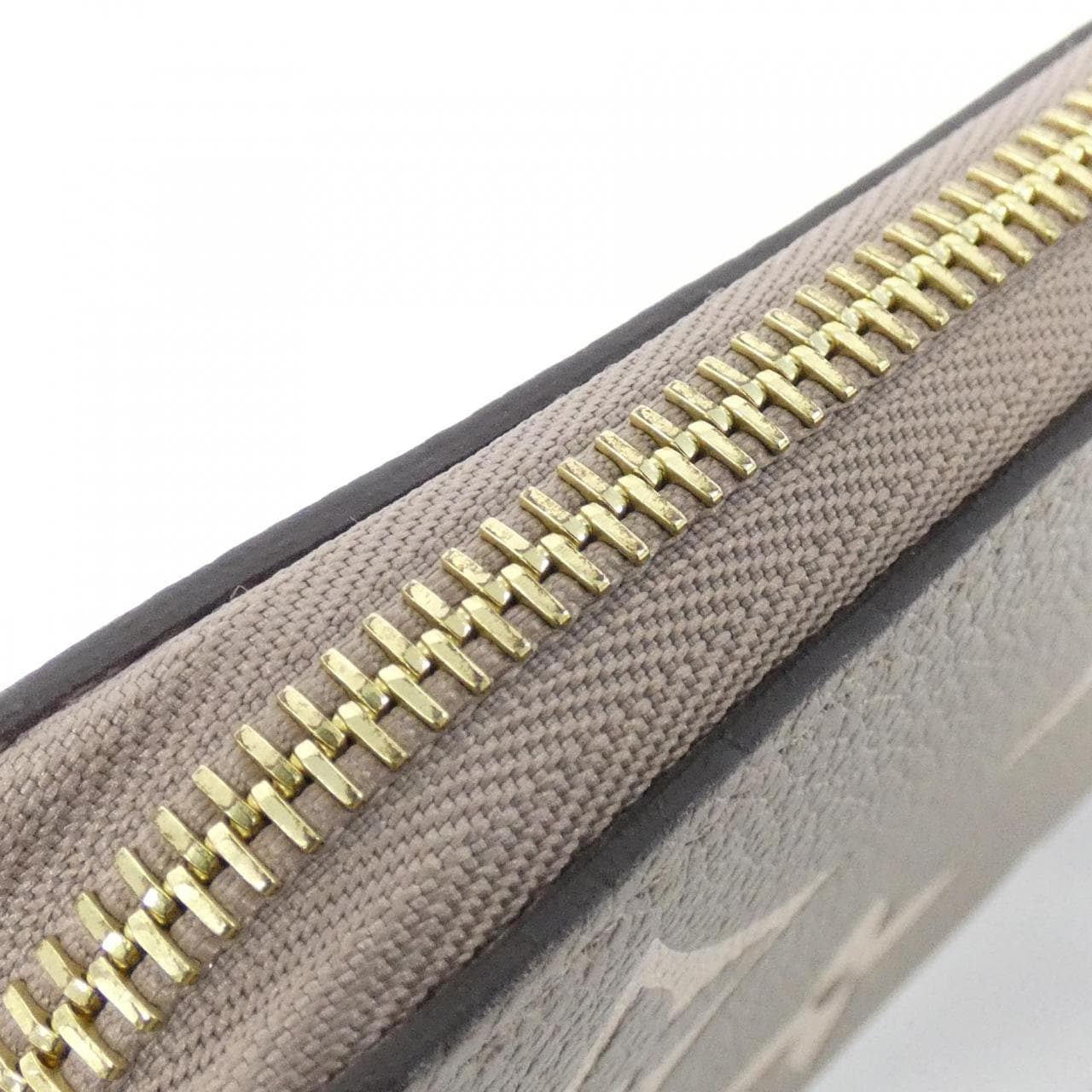 ルイヴィトン バイカラー モノグラム アンプラント ジッピー ウォレット M69794 財布