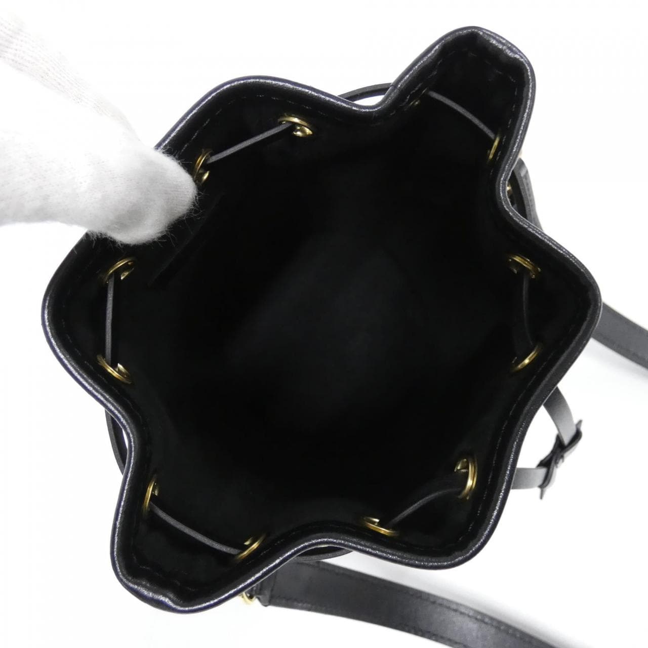 ルイヴィトン モノグラム カノエ M83480 ショルダーバッグ