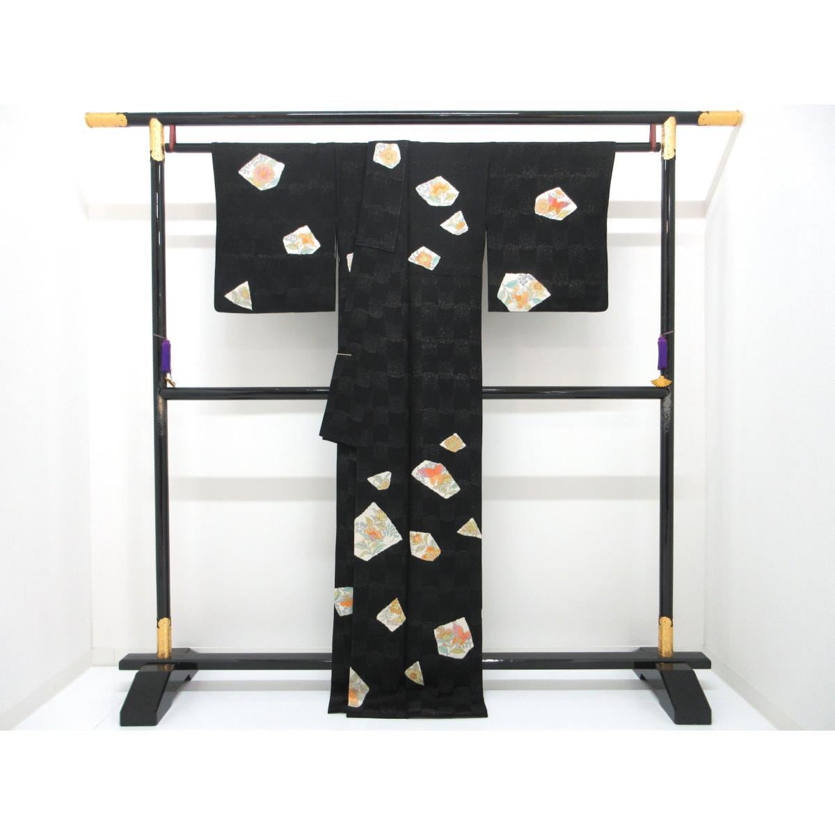 訪問着　銀通し友禅加工