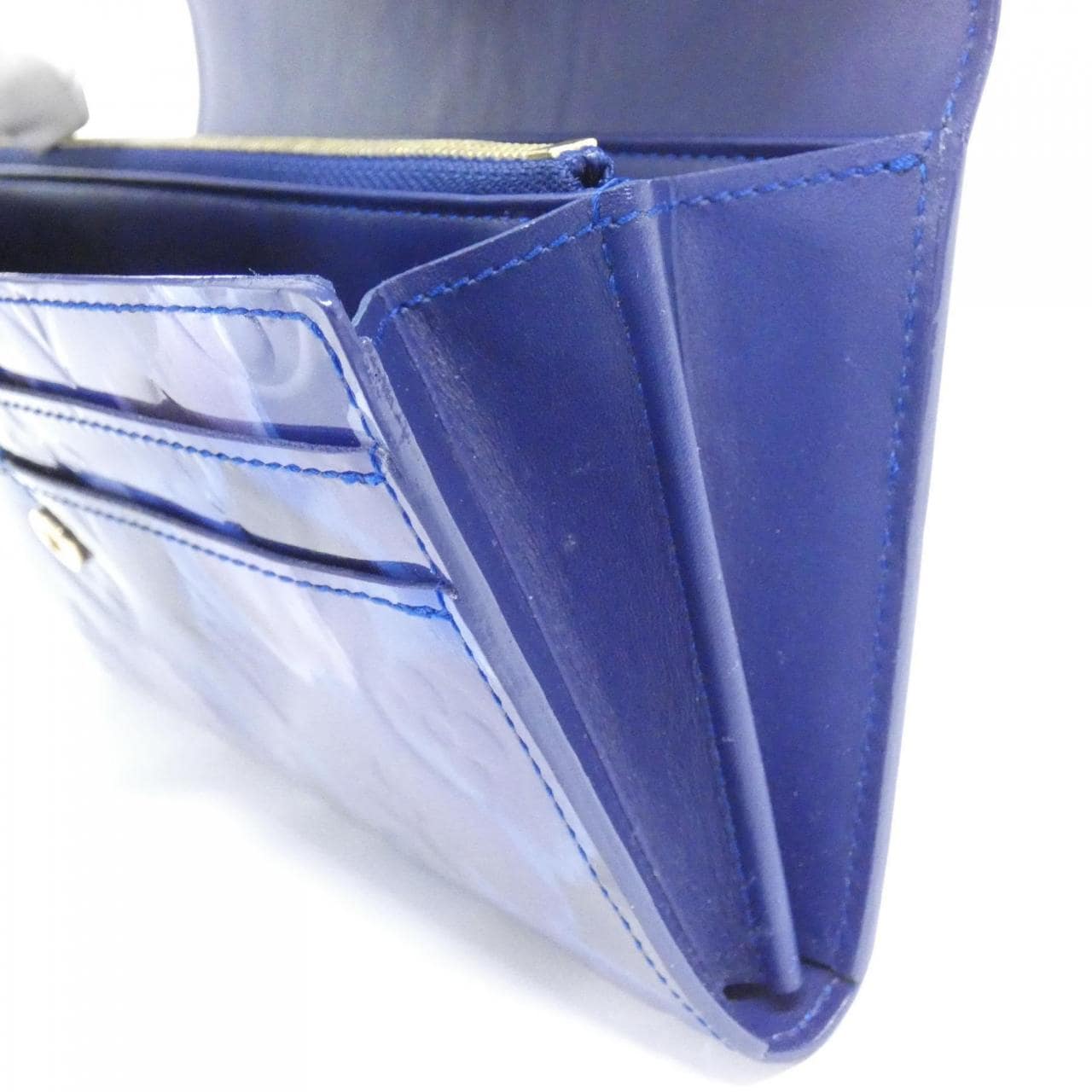 ルイヴィトン モノグラム ヴェルニ フラワー イカット ポルトフォイユ サラ M90021 財布