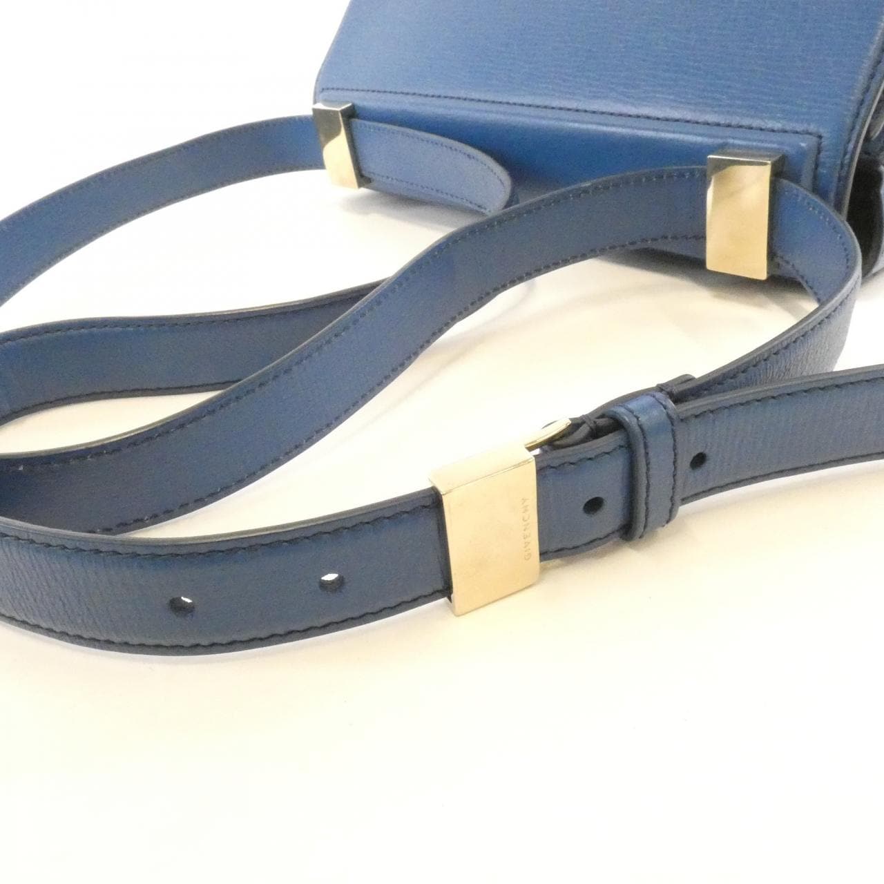 ジバンシー ショルダーバッグ