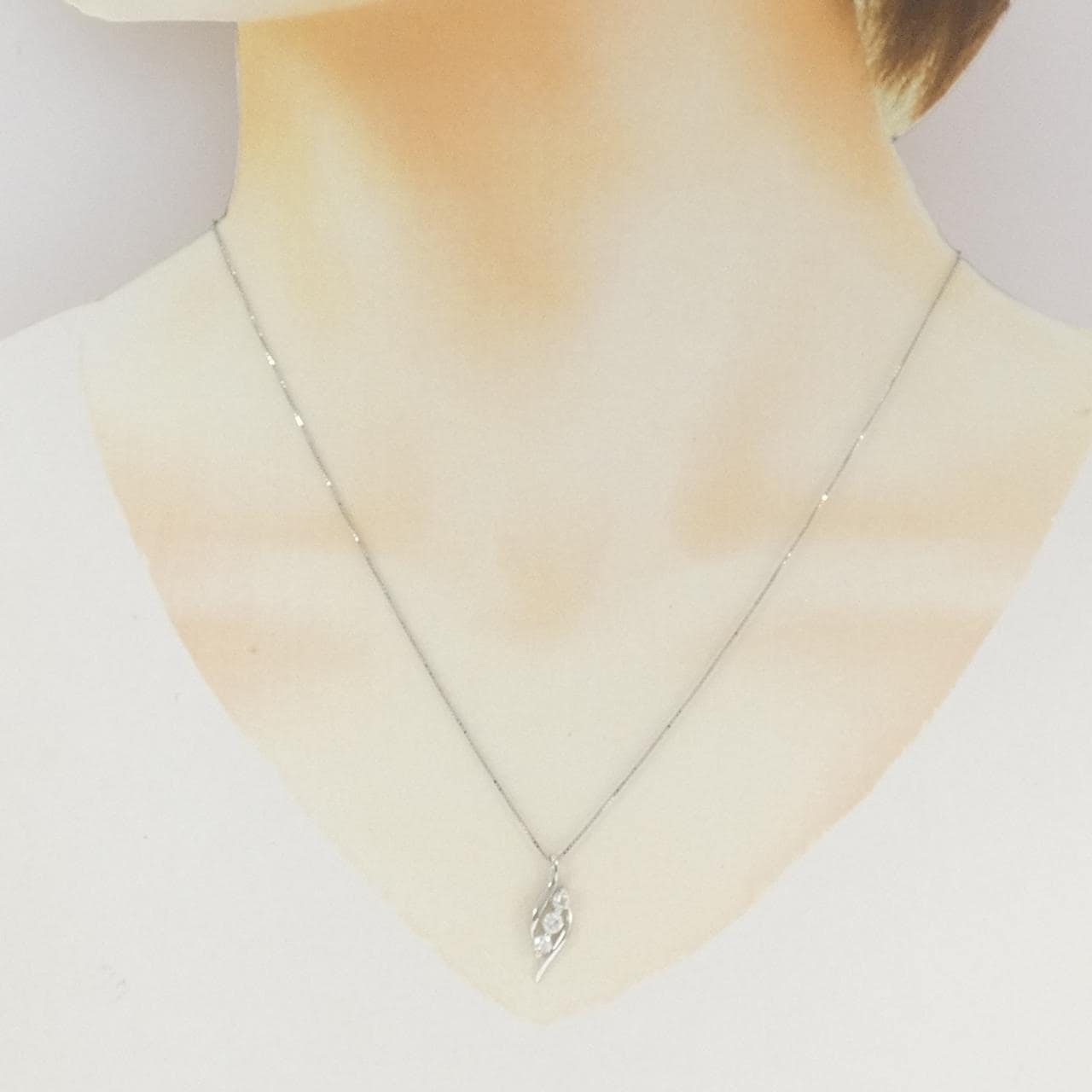 PT900/PT850 ダイヤモンド ネックレス 0.30CT