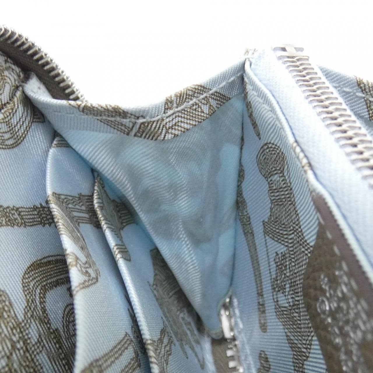 エルメス MERVILLEUSES LANTERNES シルク イン コンパクト 086387CK 財布