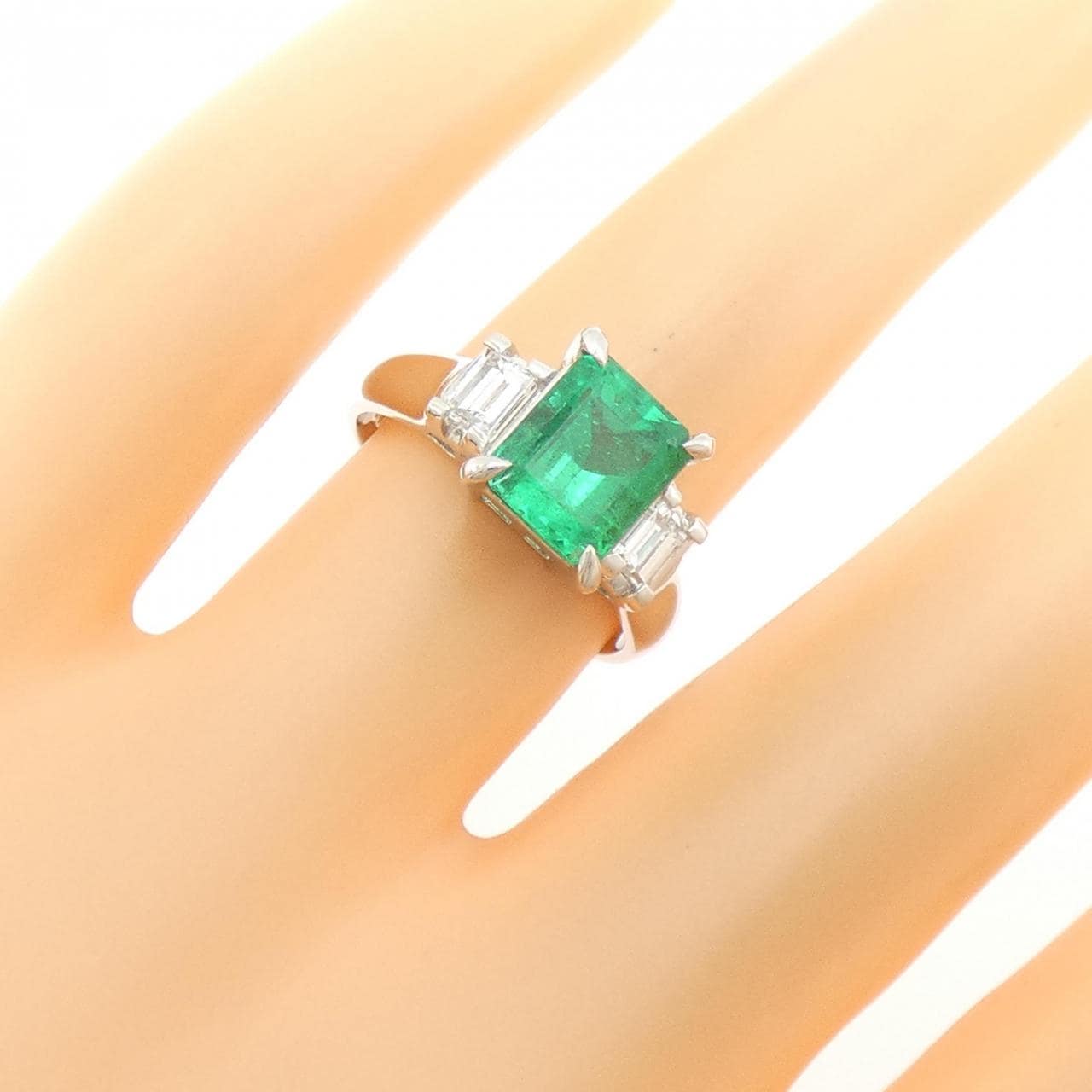PT900 エメラルド リング 2.01CT コロンビア産