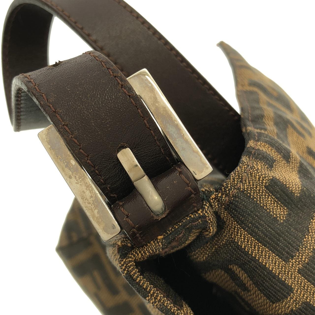 【ヴィンテージ】フェンディ マンマ バゲット 26325 ショルダーバッグ