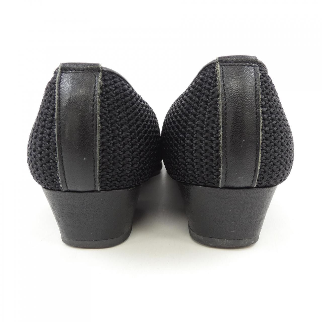 ワイズ Y's パンプス