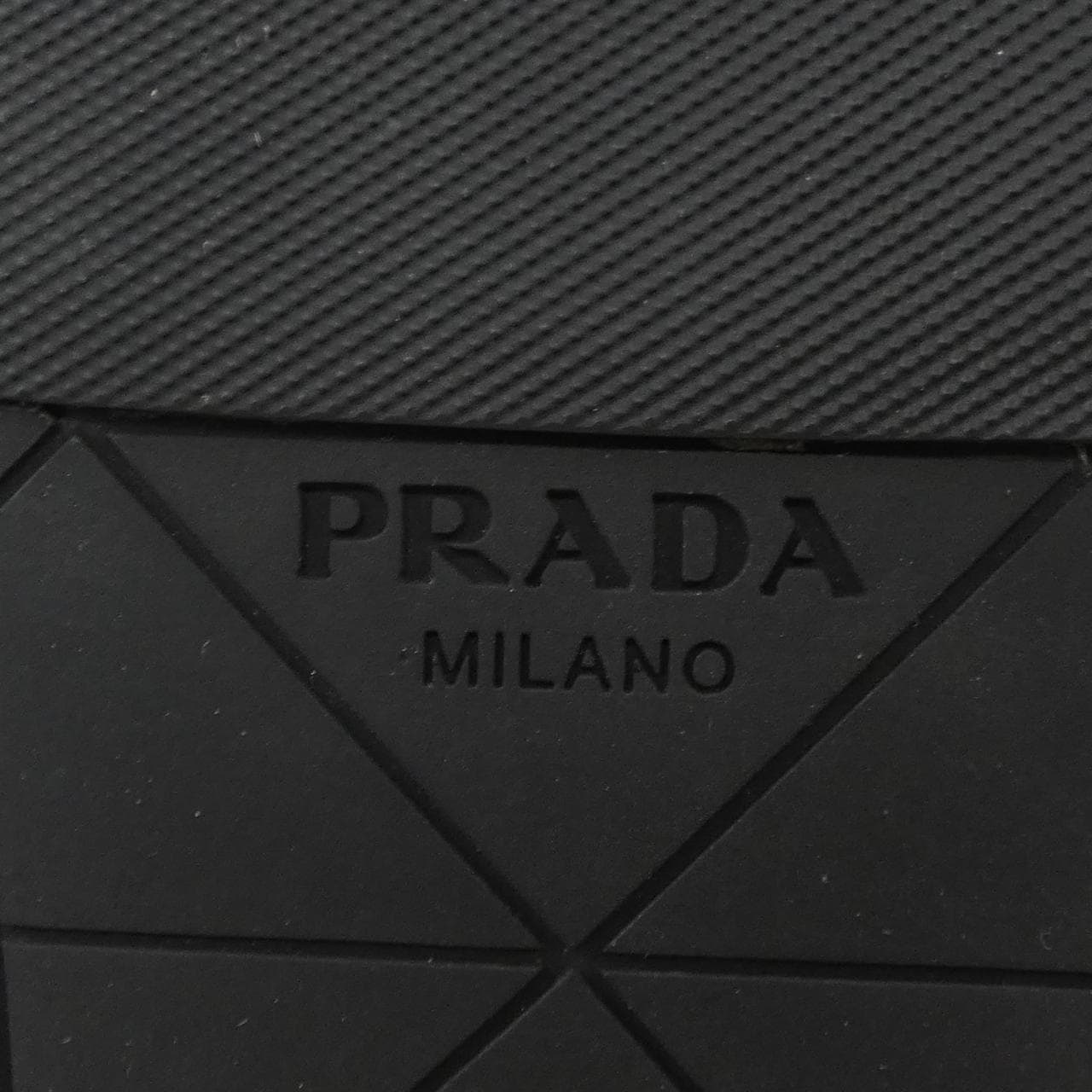 プラダ PRADA 2EG479 スニーカー