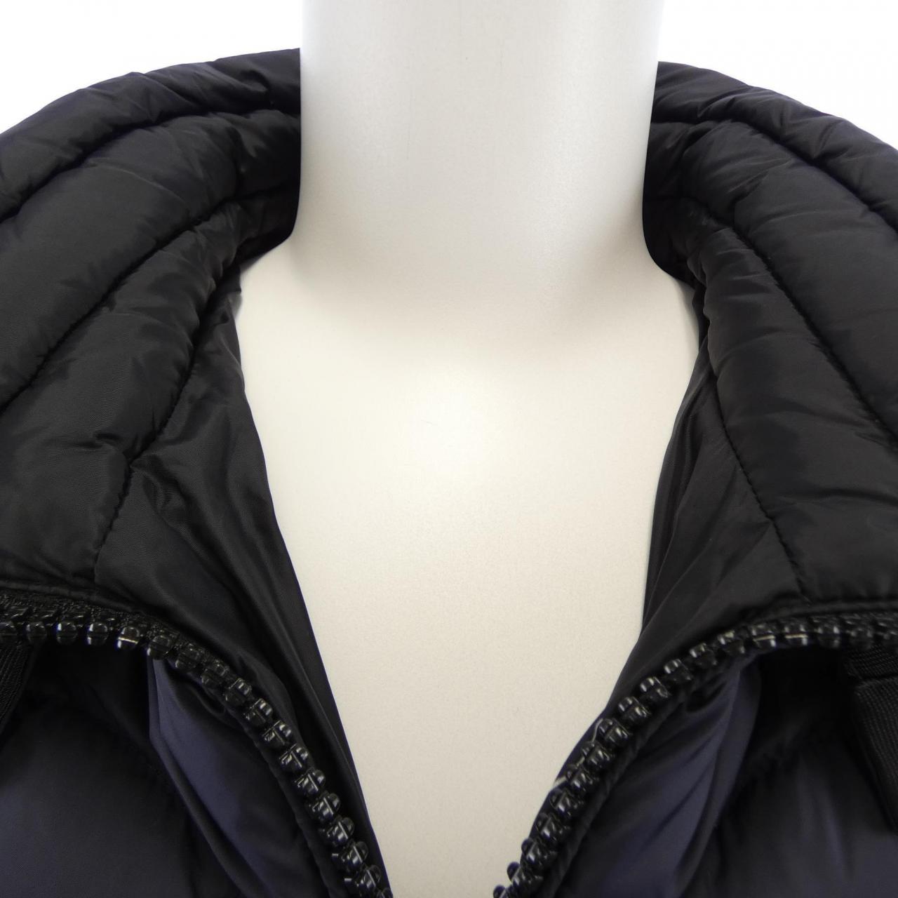 モンクレール MONCLER MORANDIERES ダウンジャケット