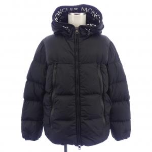 モンクレール MONCLER ダウンジャケット