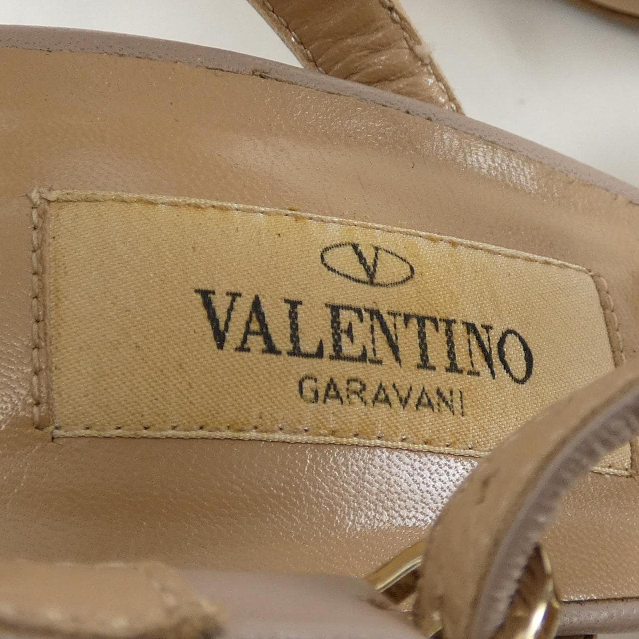 ヴァレンティノ VALENTINO パンプス