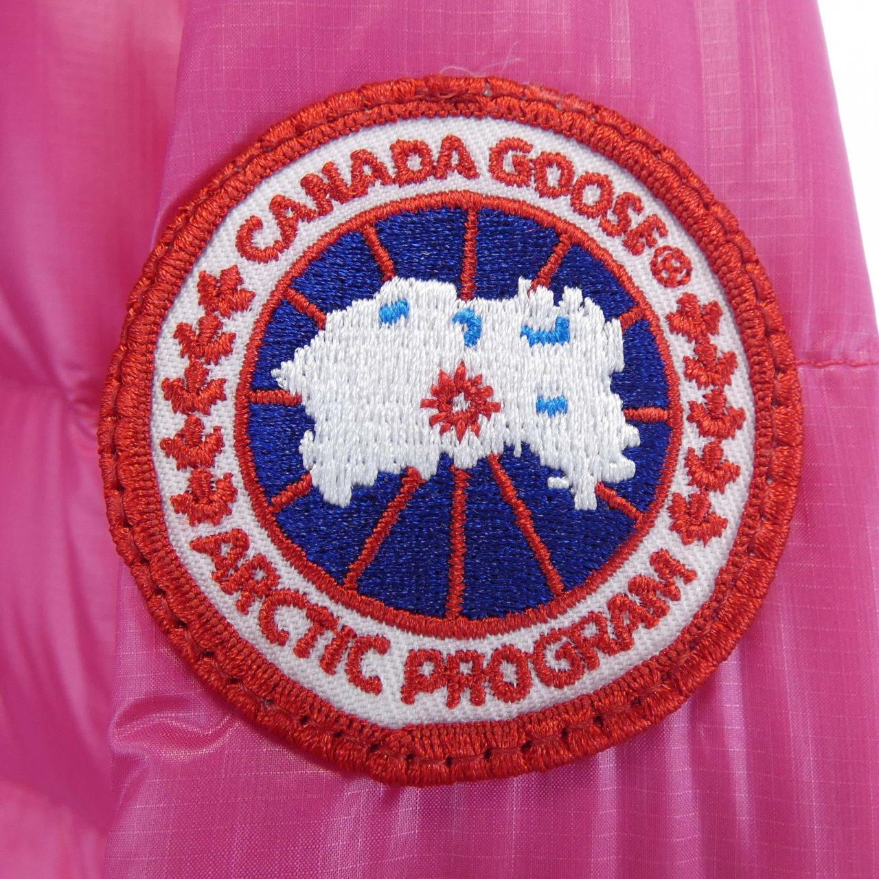 カナダグース CANADA GOOSE ダウンジャケット