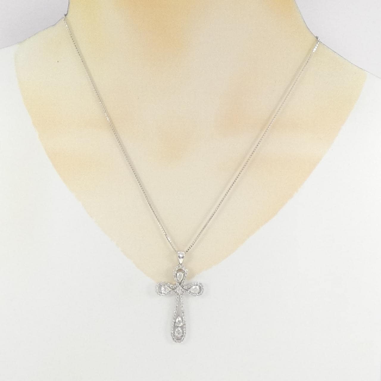 K18WG クロス ダイヤモンド ネックレス 2.00CT