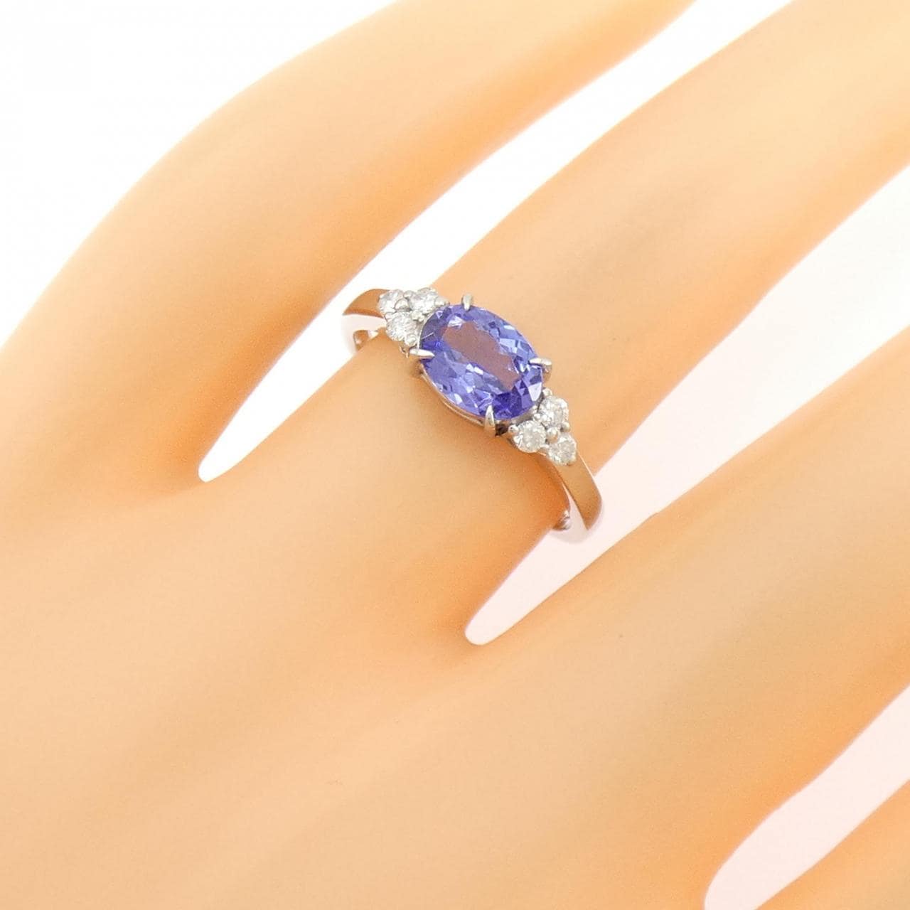 PT900 タンザナイト リング 0.84CT