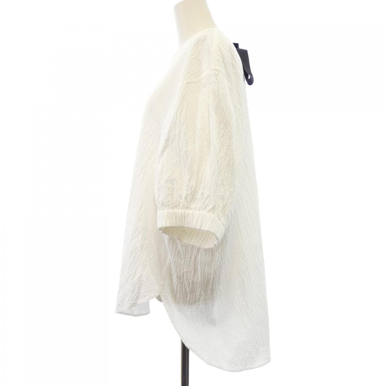 ロートレアモン LAUTRE AMONT トップス