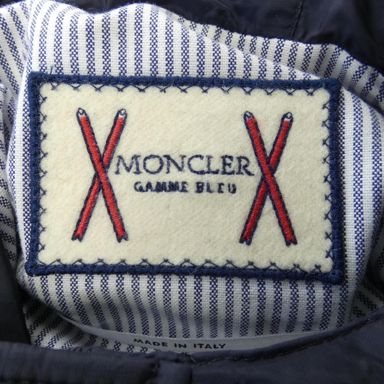 MONCLER GAMMEBLEU蒙克勒甘梅布勒羽绒服