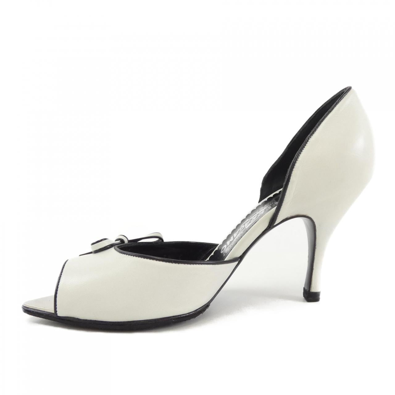 サルヴァトーレフェラガモ SALVATORE FERRAGAMO シューズ