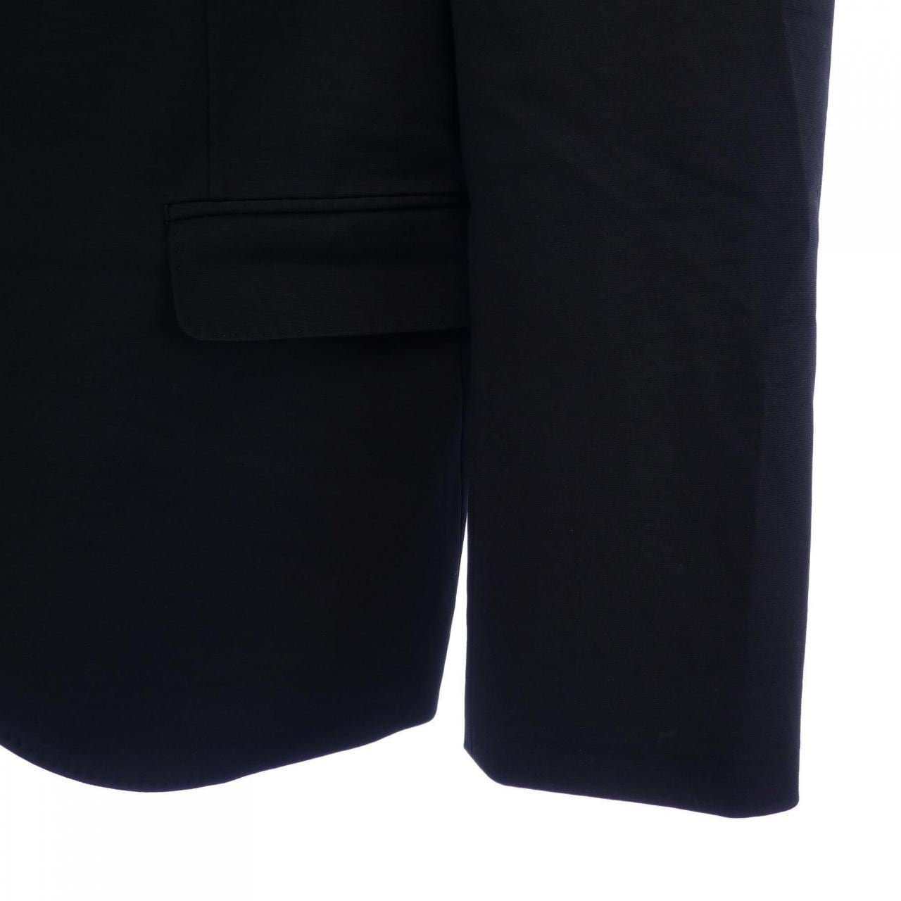 MOVB ジャケット